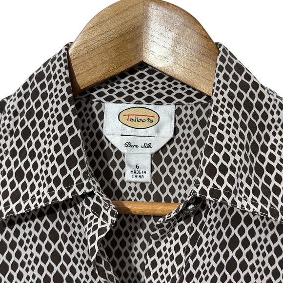 Talbots "Pure Silk" Shirt Womens Size 6 Button Up - Picture 4 of 5